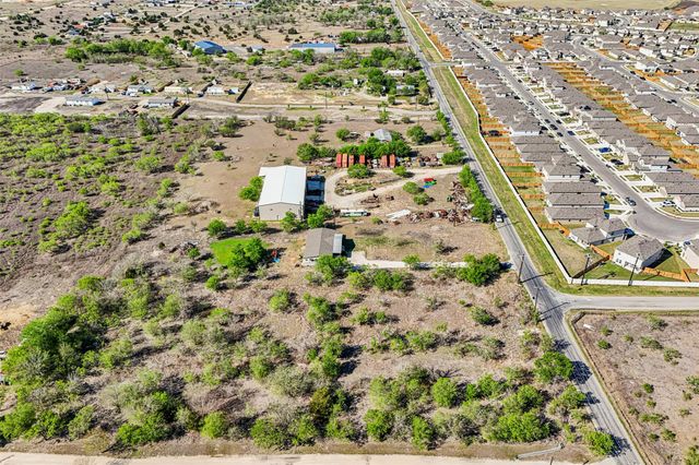 754 Williamson RD B, Niederwald, TX 78640