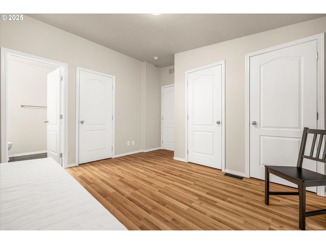 71210 E FAUBION Loop, Rhododendron, OR 97049