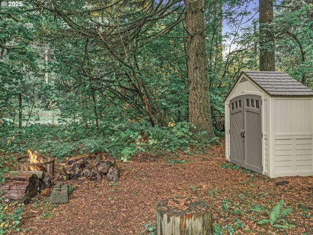 71210 E FAUBION Loop, Rhododendron, OR 97049