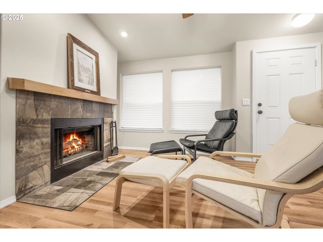 71210 E FAUBION Loop, Rhododendron, OR 97049