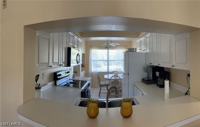 185 Grand Oaks WAY R204, Naples, FL 34110