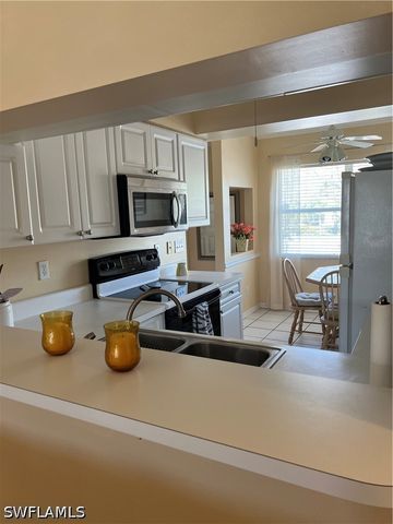 185 Grand Oaks WAY R204, Naples, FL 34110