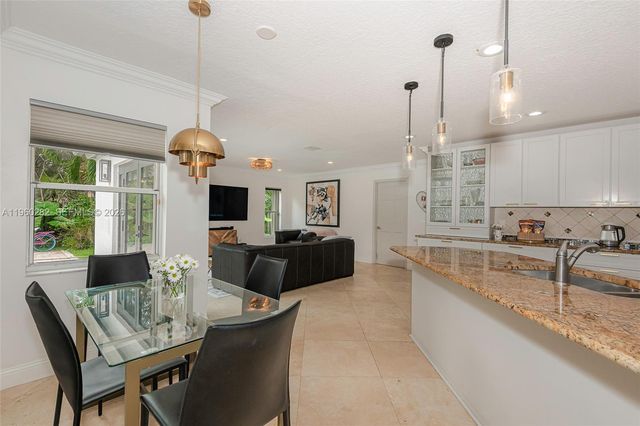 3610 Washington Ln, Cooper City, FL 33026