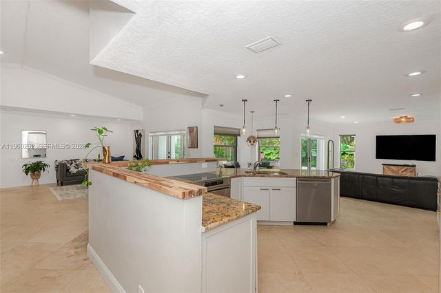 3610 Washington Ln, Cooper City, FL 33026