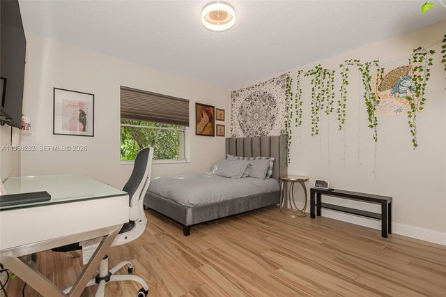 3610 Washington Ln, Cooper City, FL 33026