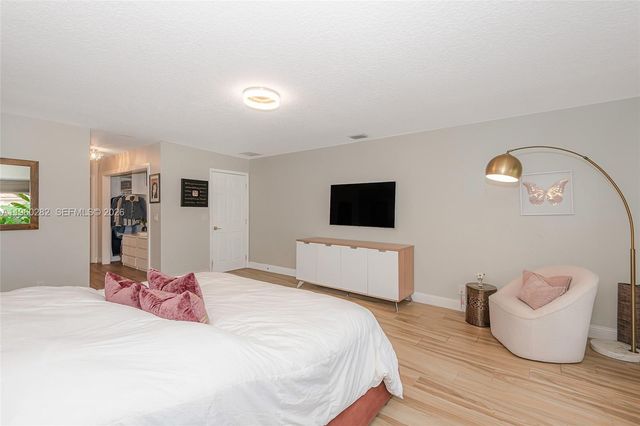 3610 Washington Ln, Cooper City, FL 33026