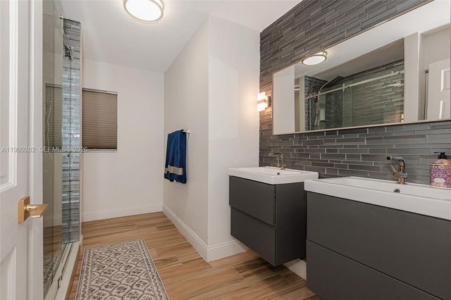 3610 Washington Ln, Cooper City, FL 33026