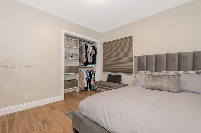 3610 Washington Ln, Cooper City, FL 33026