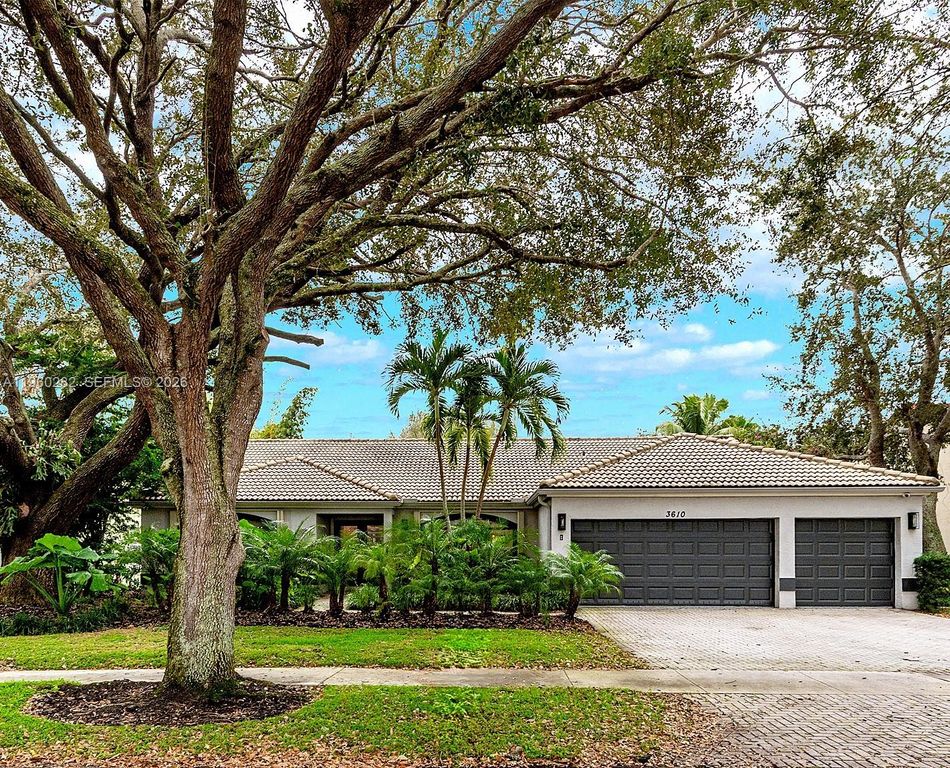 3610 Washington Ln, Cooper City, FL 33026