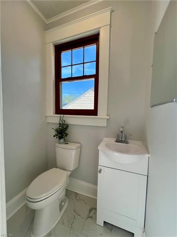 255 E 41st ST, Norfolk, VA 23504