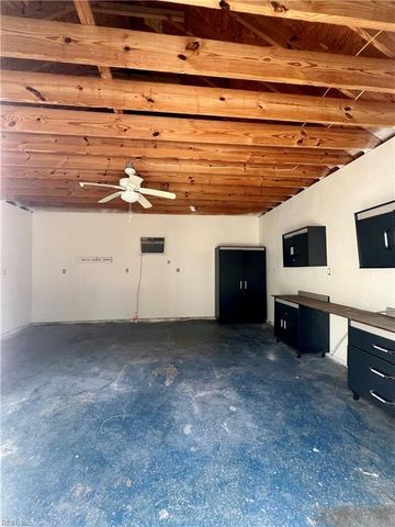 255 E 41st ST, Norfolk, VA 23504