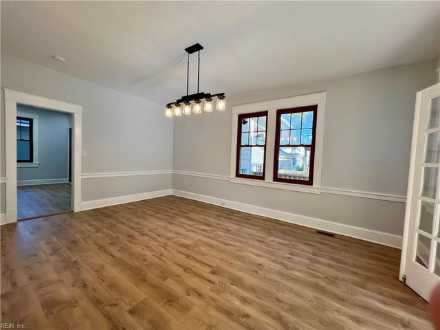 255 E 41st ST, Norfolk, VA 23504