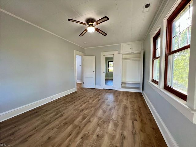 255 E 41st ST, Norfolk, VA 23504