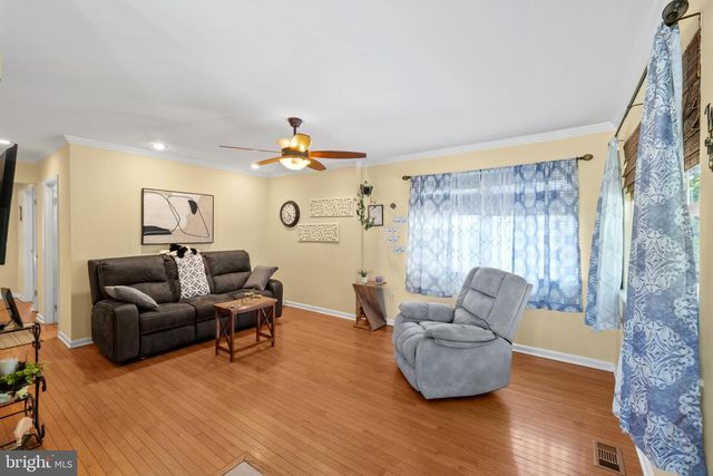 1921 LINCOLN AVE, Baltimore, MD 21227