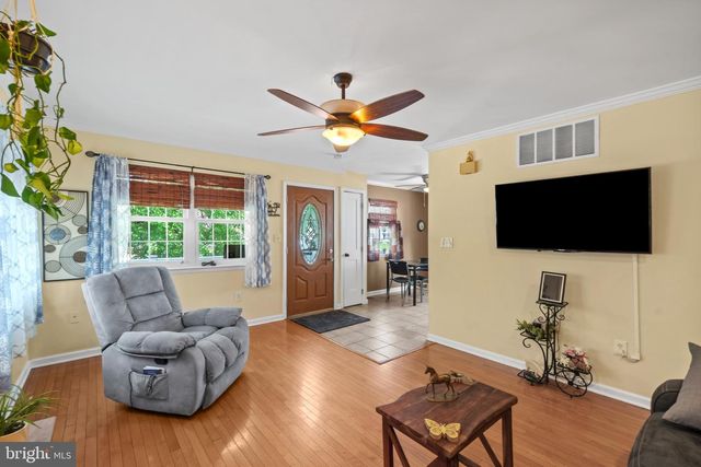 1921 LINCOLN AVE, Baltimore, MD 21227