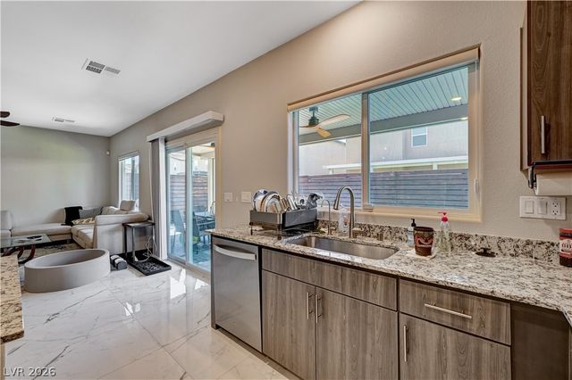 7563 Dragonfruit Avenue, Las Vegas, NV 89113