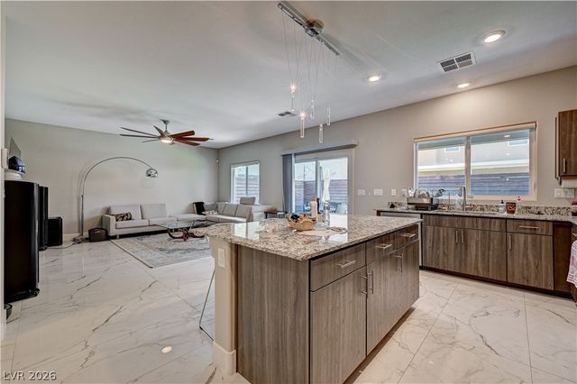 7563 Dragonfruit Avenue, Las Vegas, NV 89113