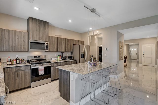 7563 Dragonfruit Avenue, Las Vegas, NV 89113