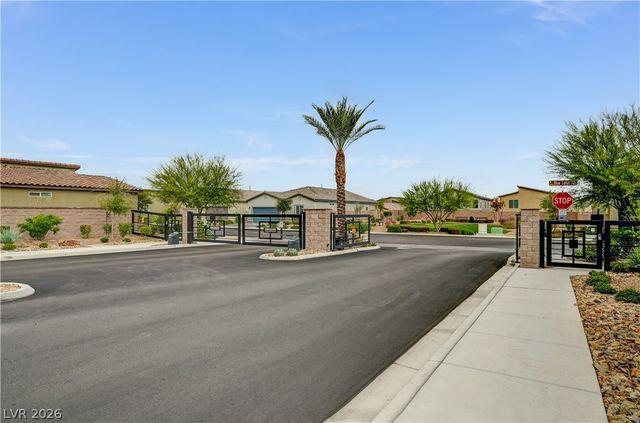 7563 Dragonfruit Avenue, Las Vegas, NV 89113