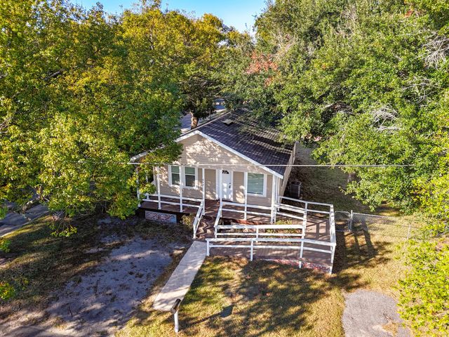 644 Willow Branch Avenue, Jacksonville, FL 32205