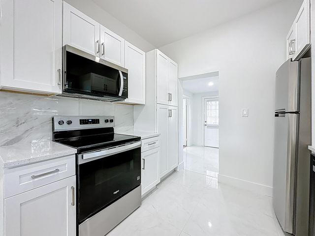 644 Willow Branch Avenue, Jacksonville, FL 32205