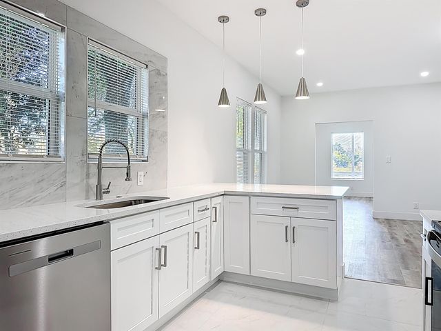 644 Willow Branch Avenue, Jacksonville, FL 32205