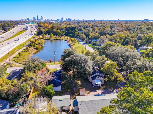 644 Willow Branch Avenue, Jacksonville, FL 32205