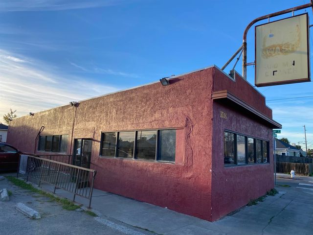 10801 Bancroft, Oakland, CA 94603