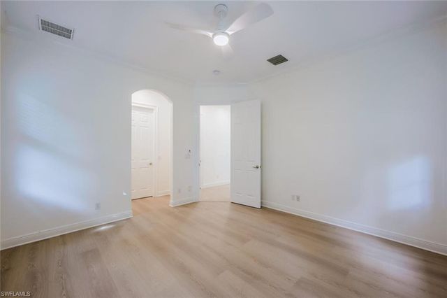 600 6th AVE N, Naples, FL 34102