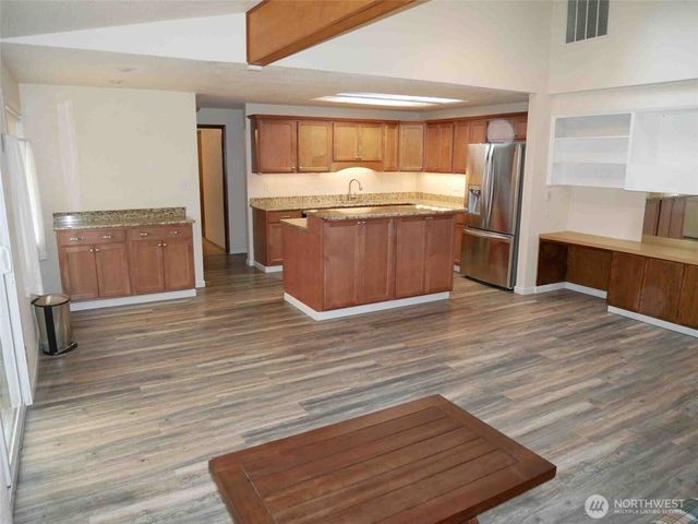 4327 Indian Summer Drive SE, Olympia, WA 98513