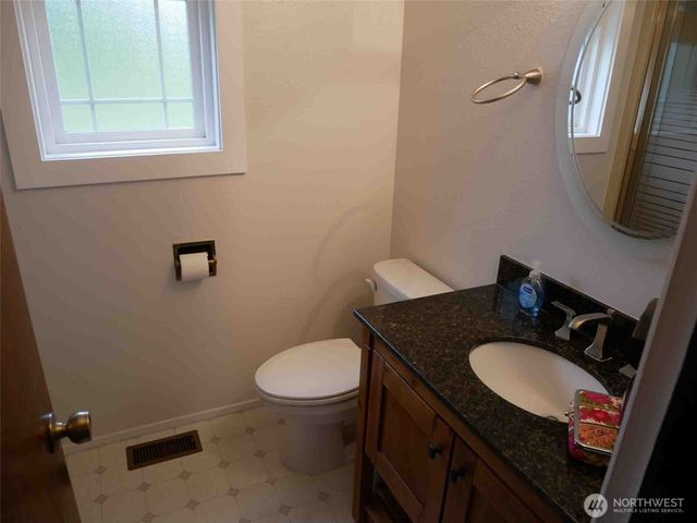 4327 Indian Summer Drive SE, Olympia, WA 98513