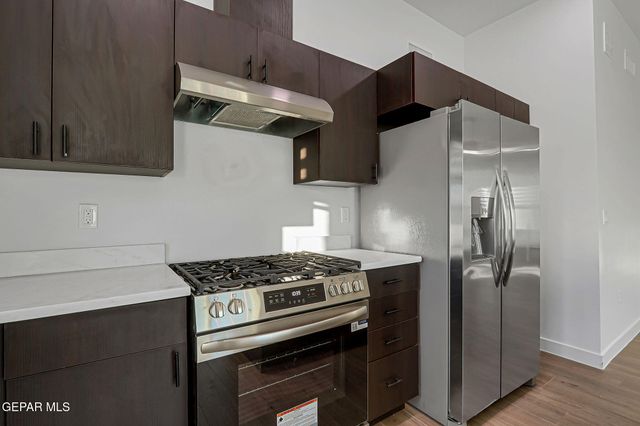 5981 RUIDOSO DOWNS Street, El Paso, TX 79932