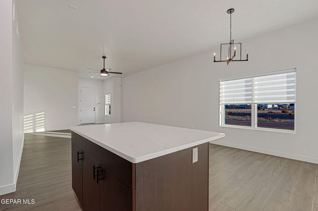 5981 RUIDOSO DOWNS Street, El Paso, TX 79932