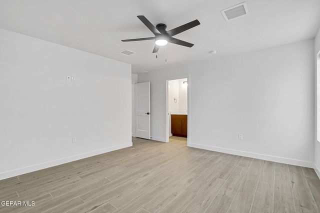 5981 RUIDOSO DOWNS Street, El Paso, TX 79932