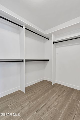 5981 RUIDOSO DOWNS Street, El Paso, TX 79932