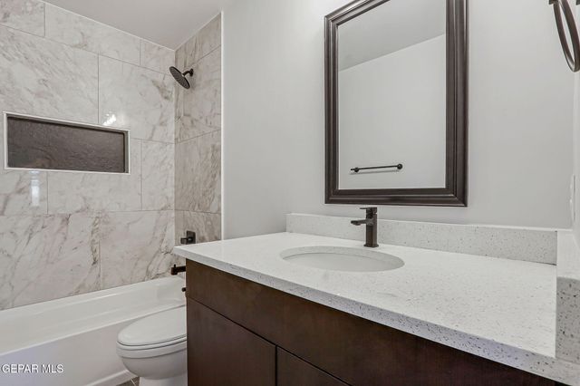 5981 RUIDOSO DOWNS Street, El Paso, TX 79932