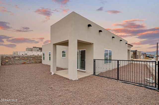 5981 RUIDOSO DOWNS Street, El Paso, TX 79932