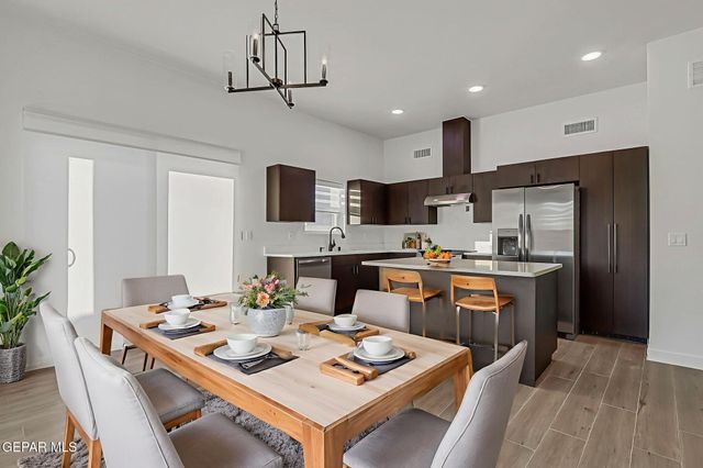 5981 RUIDOSO DOWNS Street, El Paso, TX 79932