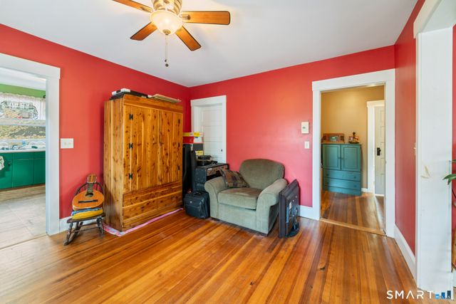 18 Maple Street, Plymouth, CT 06786