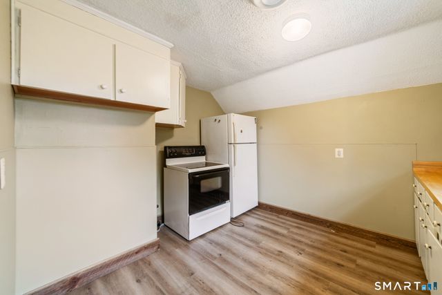 18 Maple Street, Plymouth, CT 06786