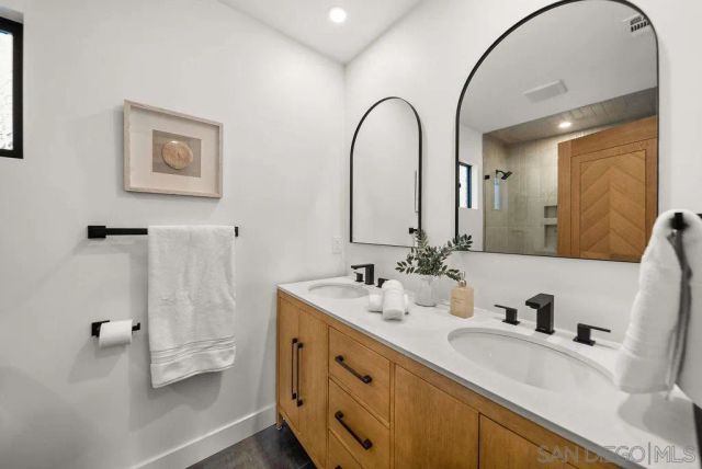434 Bonair, La Jolla, CA 92037