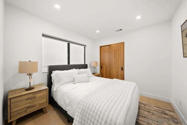 434 Bonair, La Jolla, CA 92037