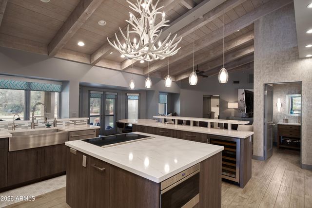 10 THUNDER Road, Sedona, AZ 86351