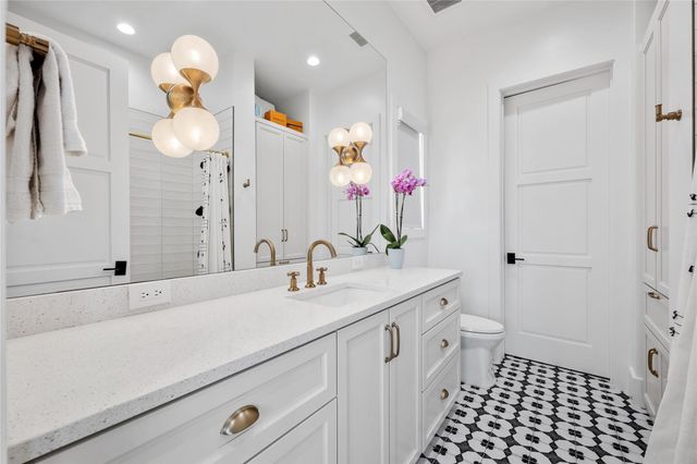 508 Serene Estates DR, Austin, TX 78738