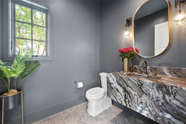 508 Serene Estates DR, Austin, TX 78738