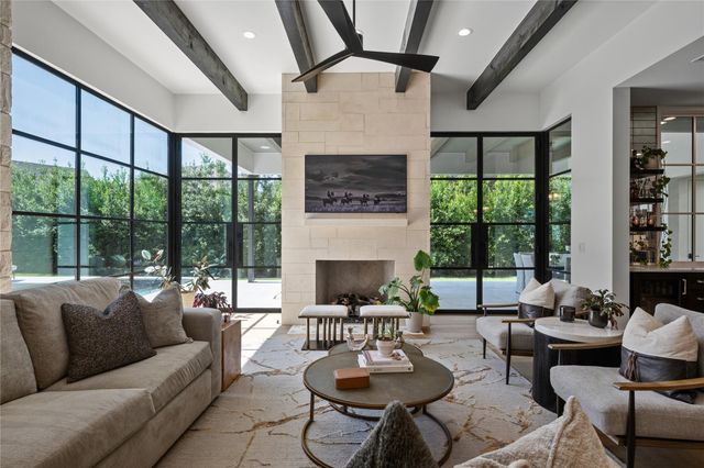 508 Serene Estates DR, Austin, TX 78738