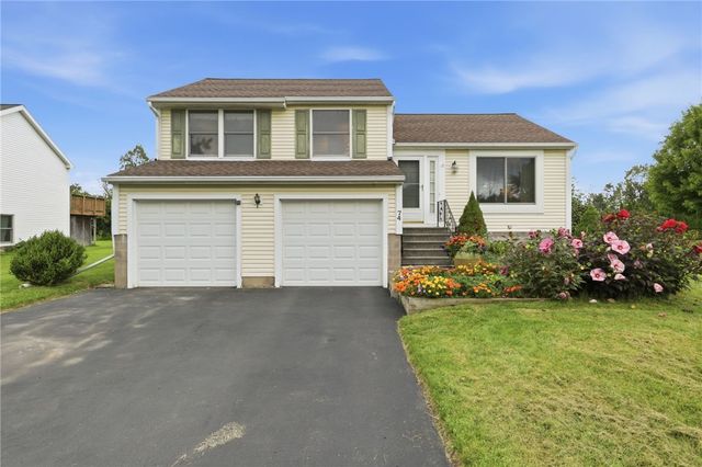 74 Galway Drive, Henrietta, NY 14623