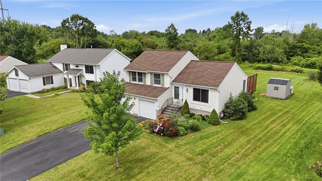 74 Galway Drive, Henrietta, NY 14623