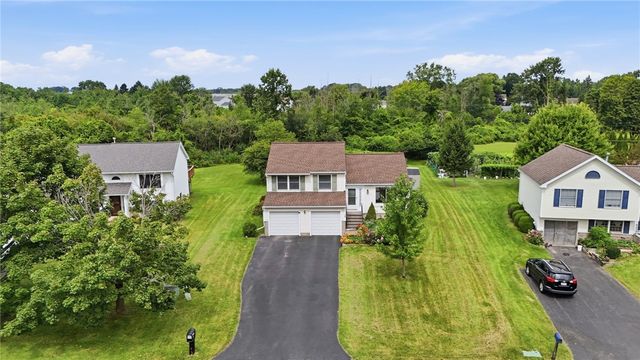 74 Galway Drive, Henrietta, NY 14623