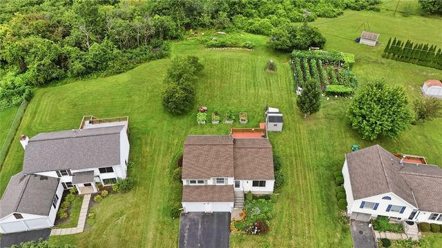 74 Galway Drive, Henrietta, NY 14623